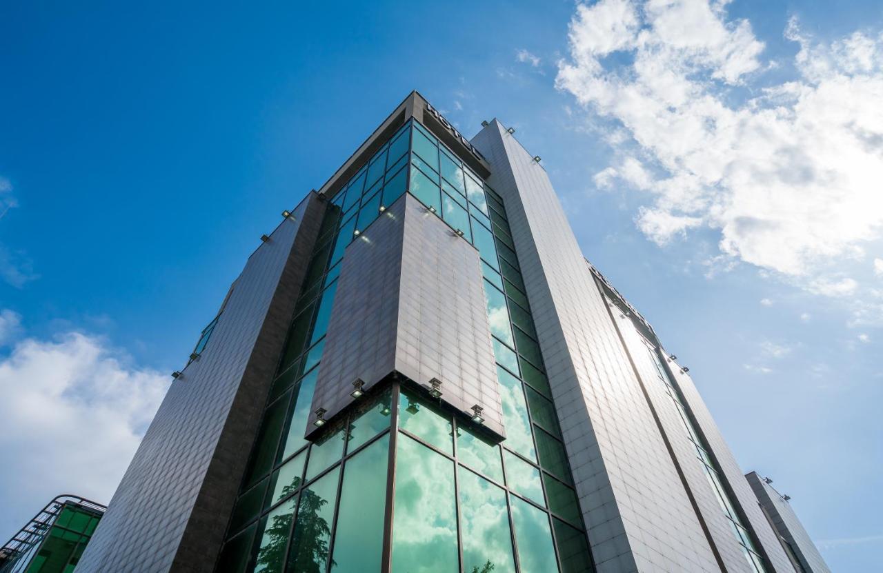 Capitol By Umbrella Hotel Tbilisi ภายนอก รูปภาพ