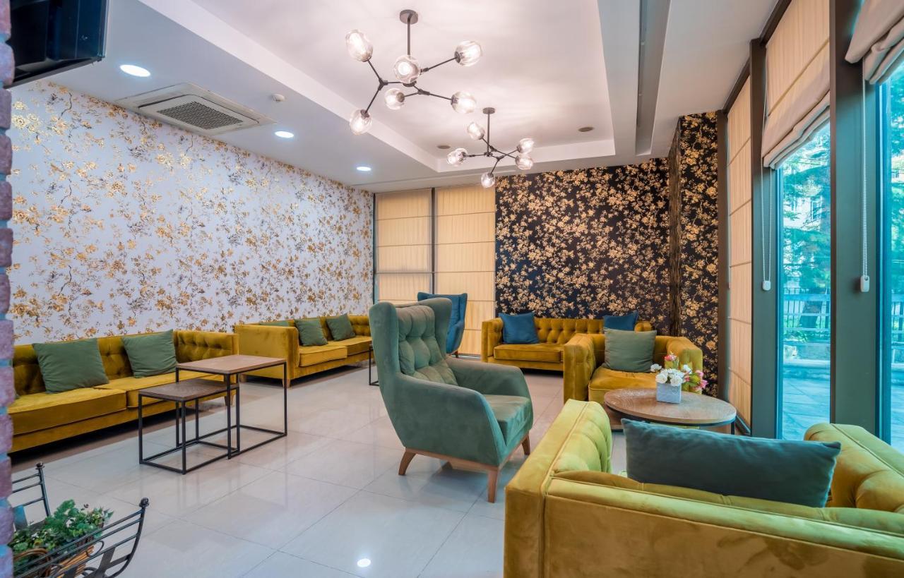 Capitol By Umbrella Hotel Tbilisi ภายนอก รูปภาพ