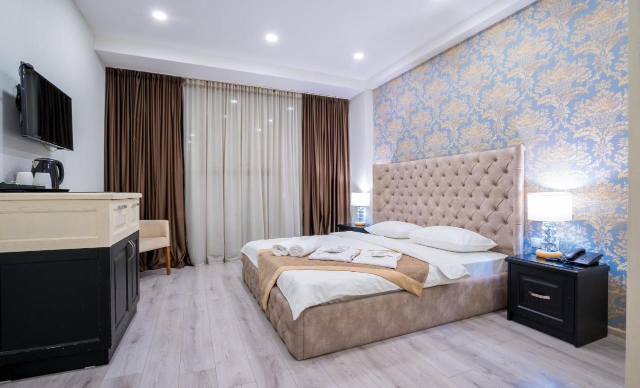 Capitol By Umbrella Hotel Tbilisi ภายนอก รูปภาพ